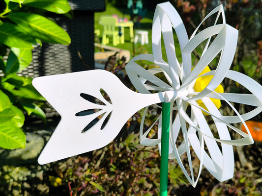 Garden Spinner - Daffodil