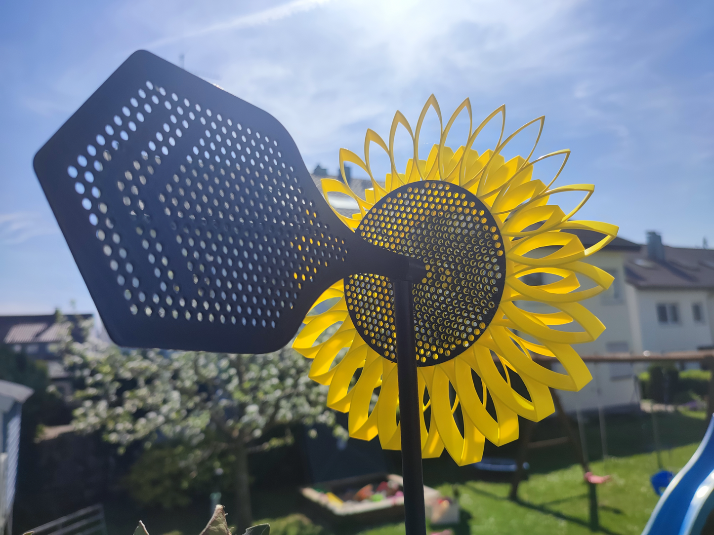 Garden Spinner - Sunflower