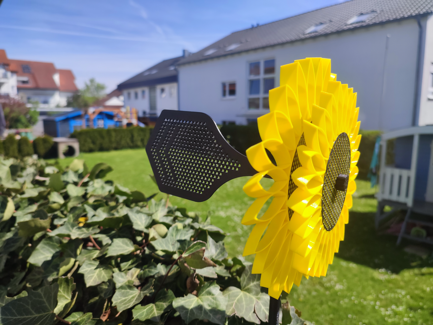 Garden Spinner - Sunflower