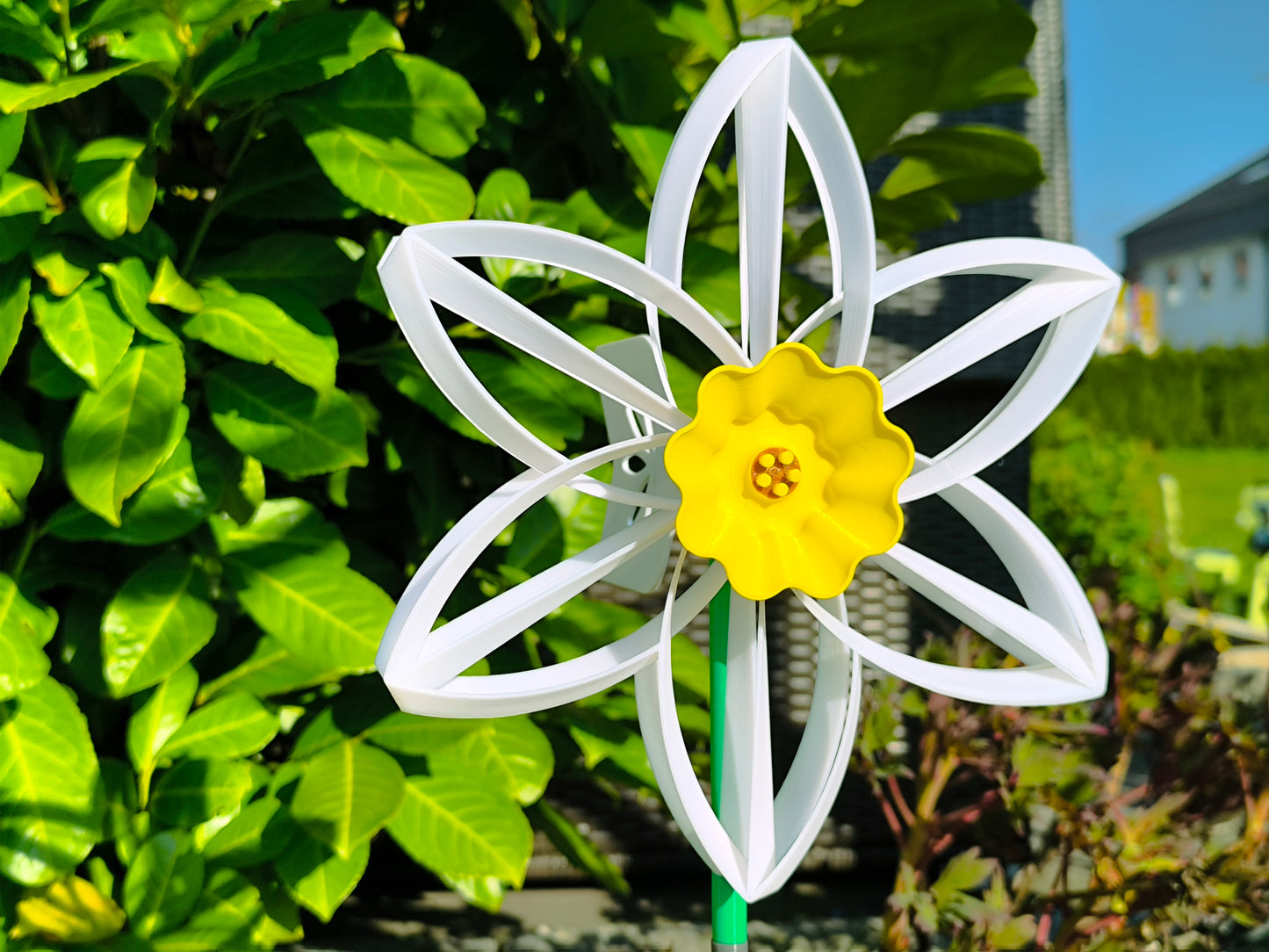 Garden Spinner - Daffodil